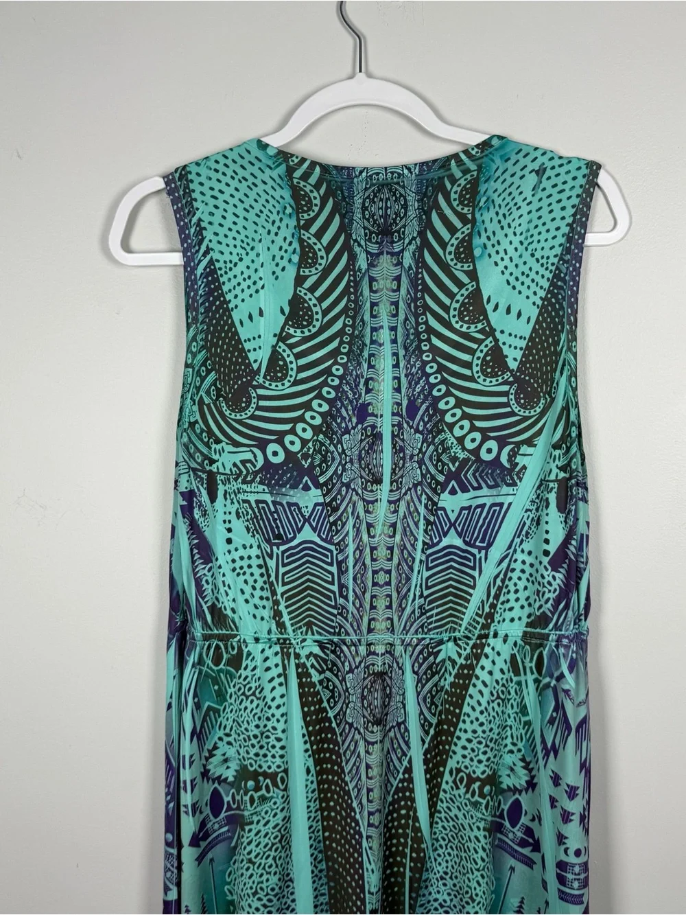 Unity World Wear great preowned